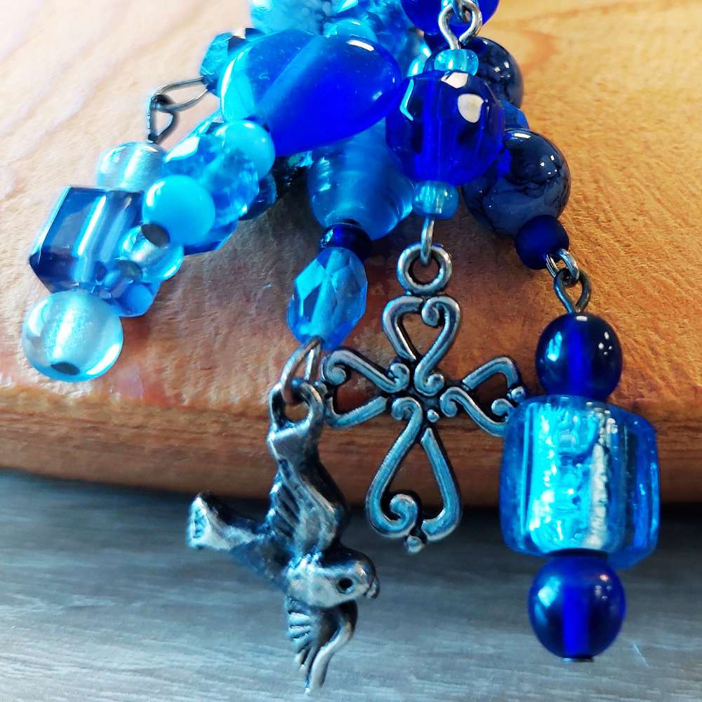 blauwe sieraden